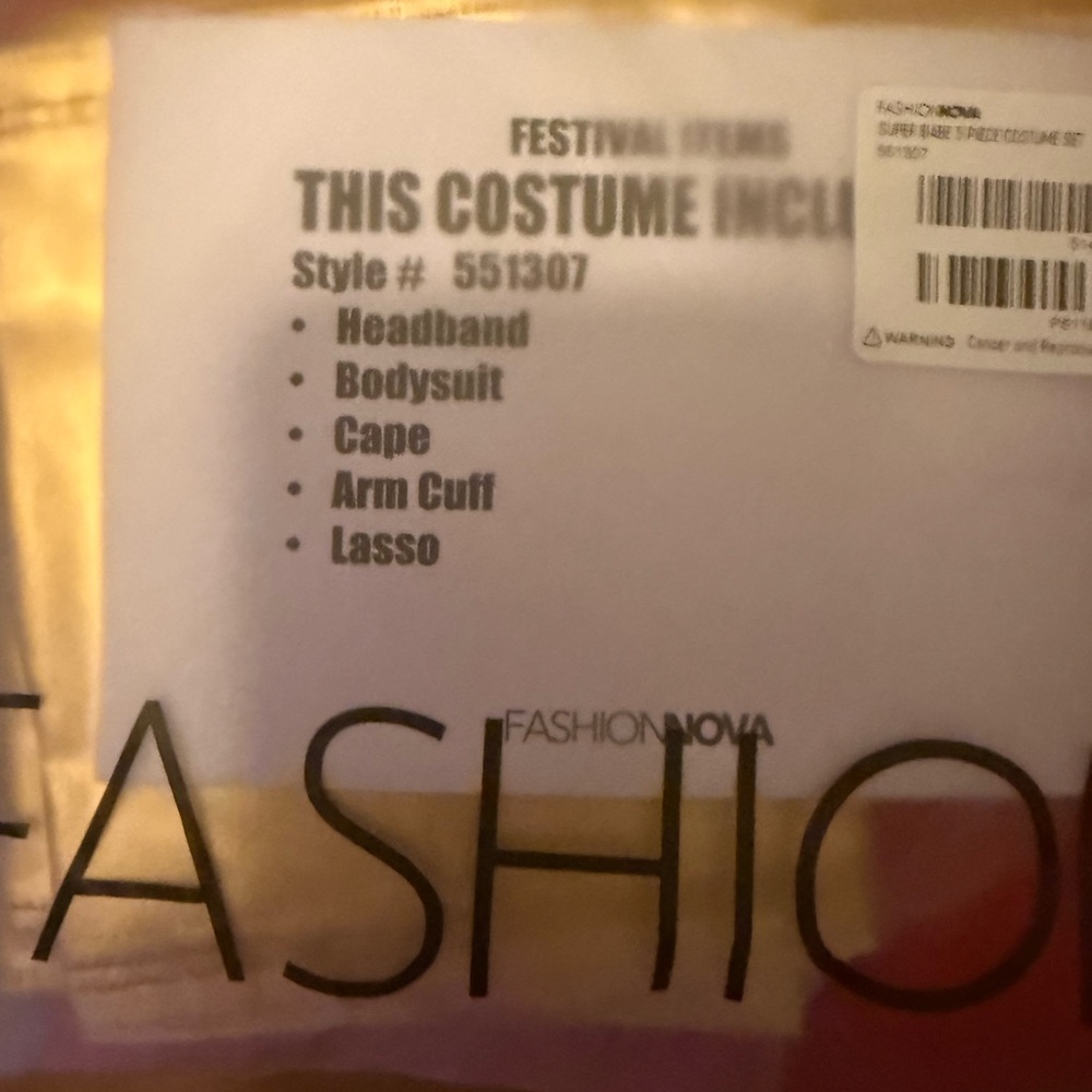Fashion Nova Red and Gold Costume Set - Picture 4 of 4
